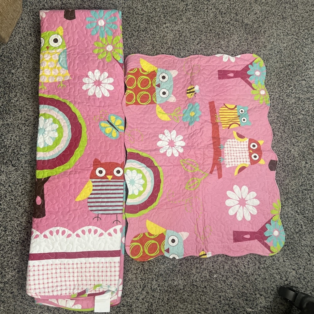 Smiling home twin size quilt & Sam set Floral 65" X 85" - Picture 2 of 5